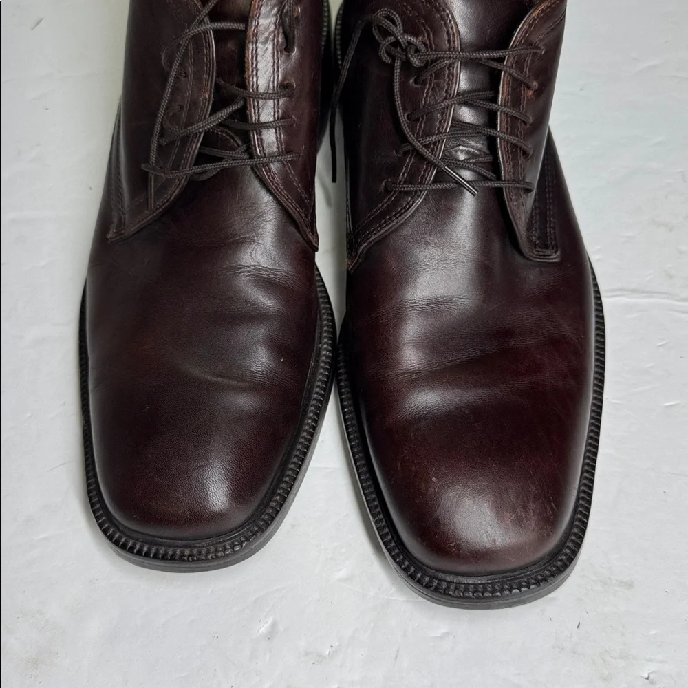 Cole Haan Men's Dark Brown Chukka Boots leather 11 casual office work neutral